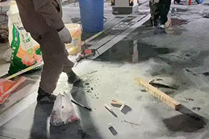 潜江地下车库堵漏施工视频